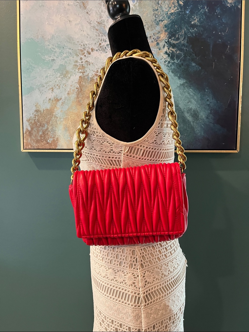 Montana West Red Quilted Shoulder Bag with Gold Chain - Picture 9 of 10